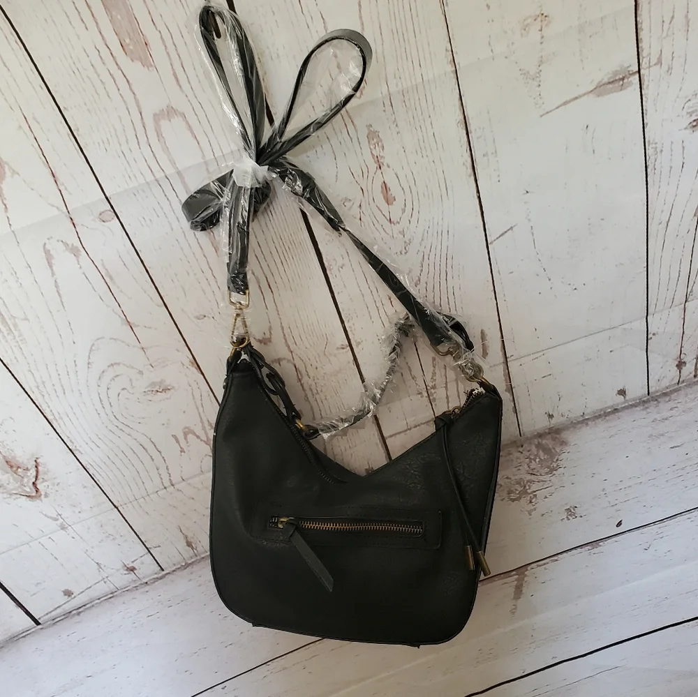 Time and Tru women's vinyl Alice crossbody bag black patchwork